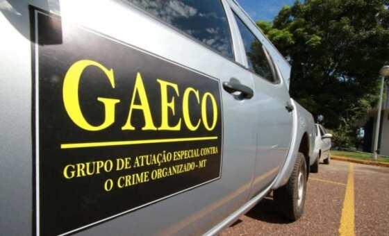 Em Mato Grosso, a equipe do Gaeco cumpre três mandados de busca e apreensão em Cuiabá e um em Diamantino.