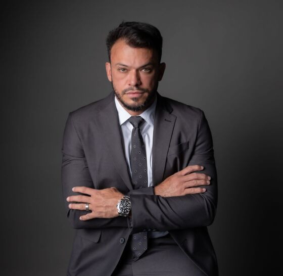 Max Lima é médico especialista em cardiologia e terapia intensiva, conselheiro do CFM, ex-presidente da Sociedade Brasileira de Cardiologia de Mato Grosso(SBCMT), Médico Cardiologista do Heart Team Ecardio no Hospital Amecor e na Clínica Vida Diagnós