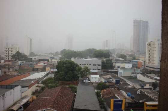 Chuvas devem ocorrer de forma isolada ao longo do dia.