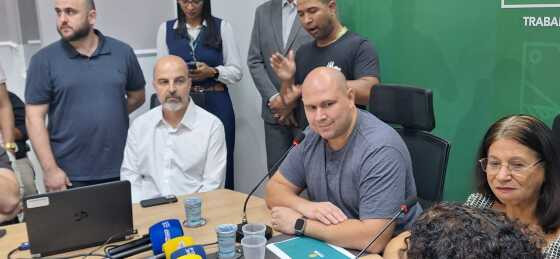 O prefeito de Cuiabá, Abilio Brunini (PL), fez uma troca no staff, nesta quarta-feira (2)