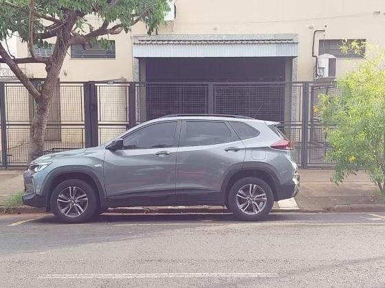 Criança morre após ser esquecida por tia dentro de carro em São José do Rio Preto (SP)