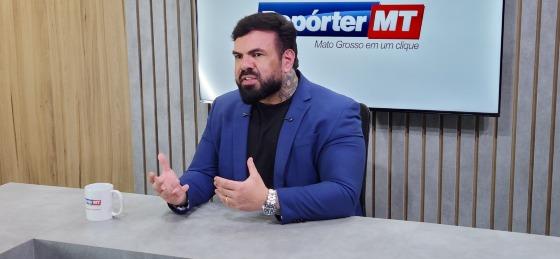 Conforme explica o especialista, é sempre necessário buscar auxílio profissional para reverter esse quadro.