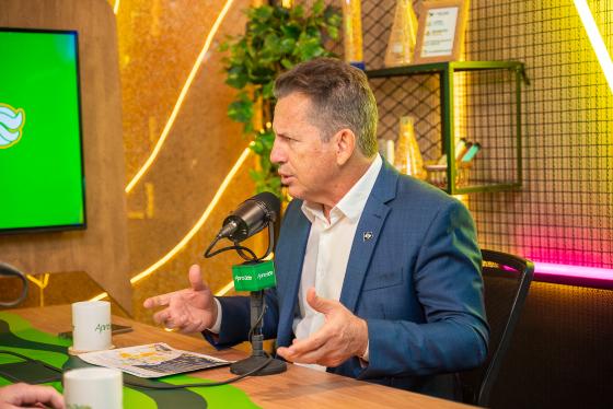 Em entrevista, governador Mauro Mendes informou que câmeras de reconhecimento facial vão identificar foragidos da Justiça