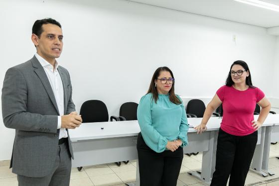 A nomeação de Hélida Vilela de Oliveira ocorreu no início da tarde desta sexta-feira (16).