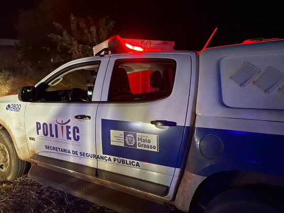 Cena do crime foi isolada para os trabalhos da Polícia Civil e Perícia Oficial (Politec)