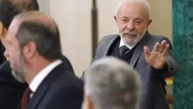 INSS Lula Moscou Pequim