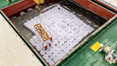 Desembarque de fertilizantes no Porto de Paranaguá: Brasil é um dos maiores mercados de NPK (nitrogênio, fósforo e potássio) do mundo.