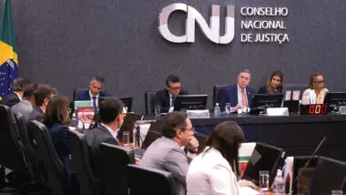 CNJ restringe pagamento de novos penduricalhos a juízes