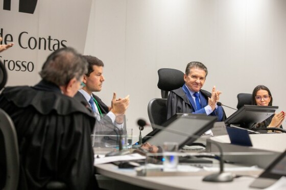 A eleição da 58ª Mesa Diretora foi realizada durante a sessão plenária desta terça-feira (24). 