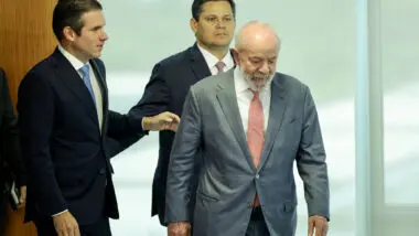 Lula Hugo Motta Davi Alcolumbre Congresso IOF
