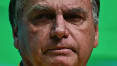 Bolsonaro: Brasil precisa da “ajuda de terceiros” para reverter perseguições