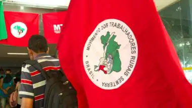 Abril Vermelho MST alagoas salvador bahia