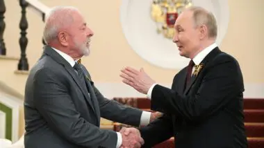 Apesar de apelo de Lula, Putin não deve se reunir com Zelensky