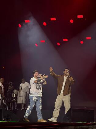 Cantor cuiabano subiu ao palco na noite de sexta-feira (19), na Expoagro, ao lado de Ferrugem.