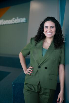 Bianca Boscoli é psicóloga e fundadora da Clínica Integrada FLOReSER. Formada pela Universidade Federal de Mato Grosso, com pós-graduações na Universidade do Algarve (Portugal)