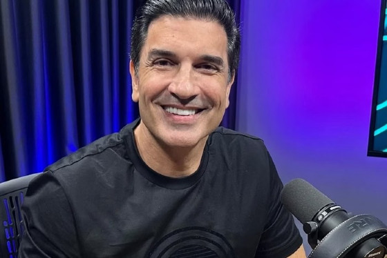 Ele foi submetido a uma cirurgia realizada no Hospital Israelita Albert Einstein, em São Paulo, neste sábado (5/7), para retirada de nódulos