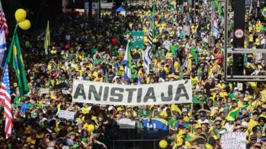 Apoiadores do ex-presidente Jair Bolsonaro se reúnem em uma manifestação neste domingo, em São Paulo.