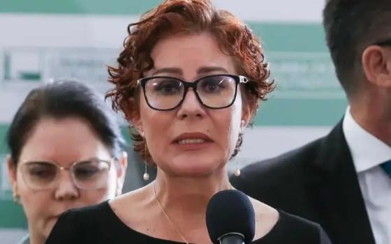 Ela foi condenada a dez anos de prisão por invadir os sistemas do CNJ 