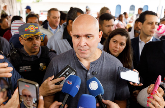 Prefeito rebateu crítica do ex-vice-prefeito.