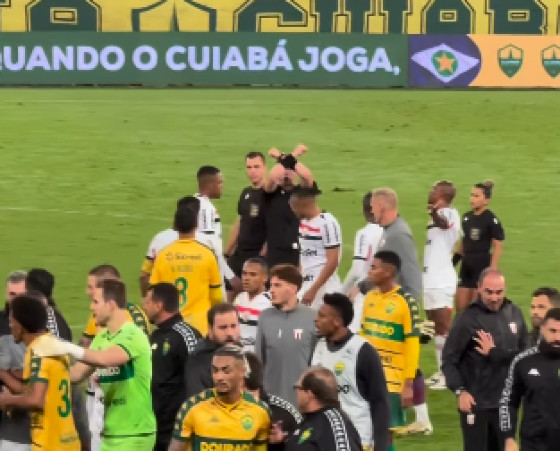 A FIFA adotou o protocolo antirracismo.