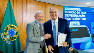 Declarações de Alckmin demonstram recuo de governo Lula diante das tarifas dos EUA e disposição para negociar