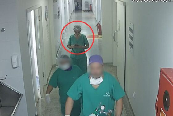 Médica se apoderou do telefone da vítima tão logo ele chegou em hospital.