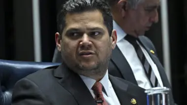 Alcolumbre marca votação de projeto que libera cassinos e jogo do bicho no Brasil