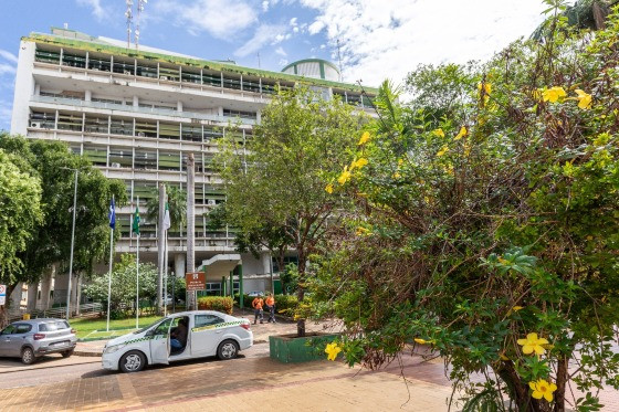 Os servidores do município de Cuiabá recebem o salário nesta quinta (31).