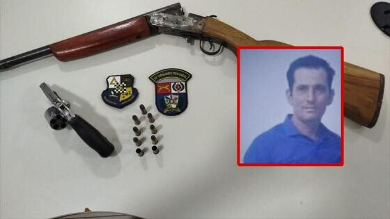 O autor do crime conseguiu fugir do local e ainda não foi localizado.