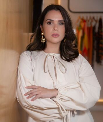 Giovanna Trojan é arquiteta e urbanista, diretora da maior plataforma de arquitetura, arte, design e paisagismo das Américas em Mato Grosso, a CASACOR.