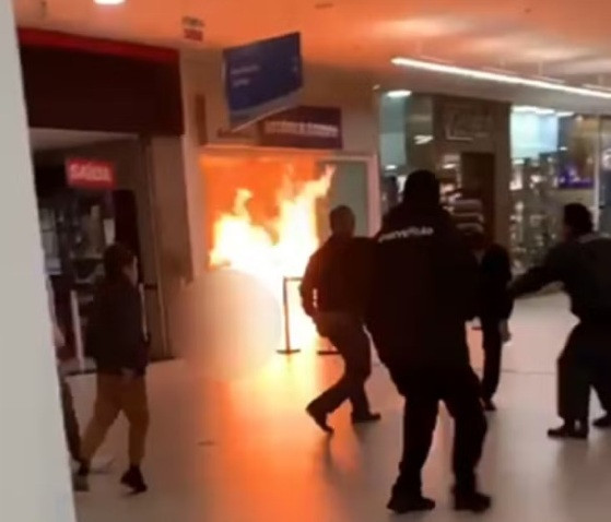 Homem incendeia lotérica em shopping de Florianópolis e local é evacuado