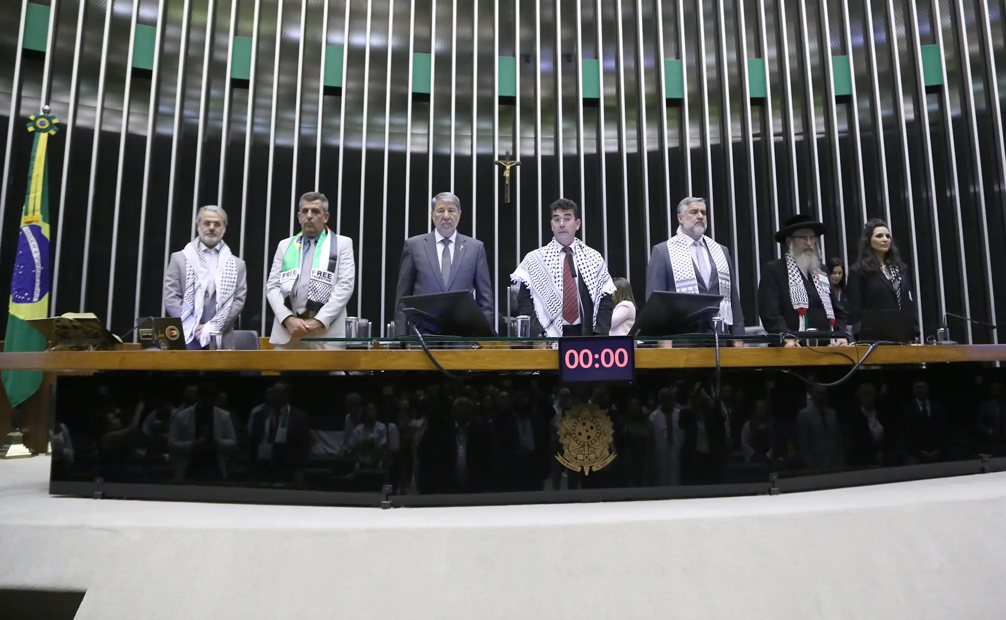 Rabino defende fim do Estado de Israel em sessão organizada pelo PT na Câmara