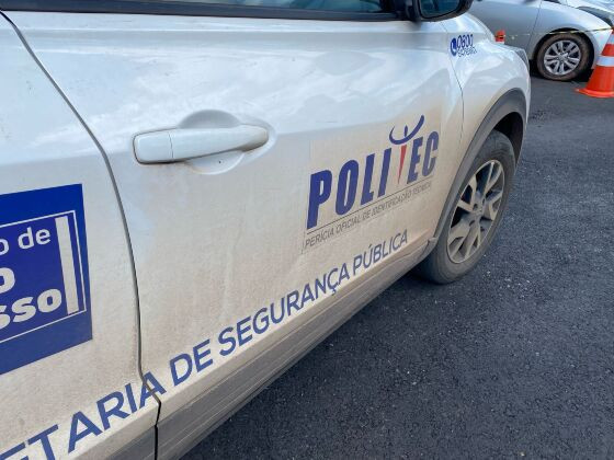 Motorista morreu no local após ser arremessado de veículo.