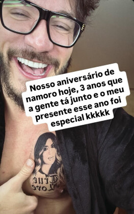 Eliezer surpreendeu fãs com tatuagem fake