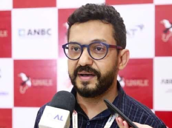 De 2015 a 2025, o jornalista ocupou o cargo de secretário-adjunto de Comunicação da ALMT