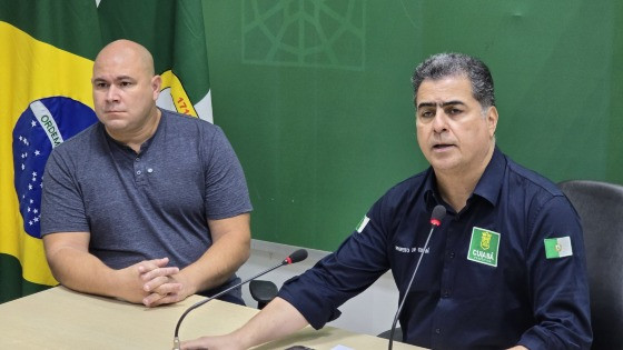 Abílio e Emanuel trocaram farpas nas redes sociais.