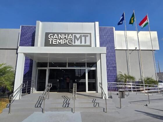 O horário de atendimento é de segunda a sexta-feira, das 08h às 17h.