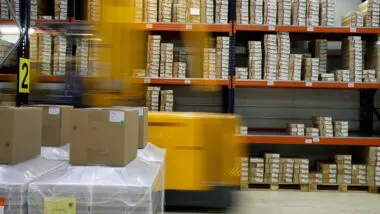 Galpões logísticos