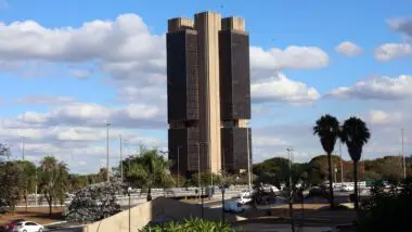 Normativa do Banco Central de 2021 teria aumentado débitos automáticos indevidos nas contas de aposentados