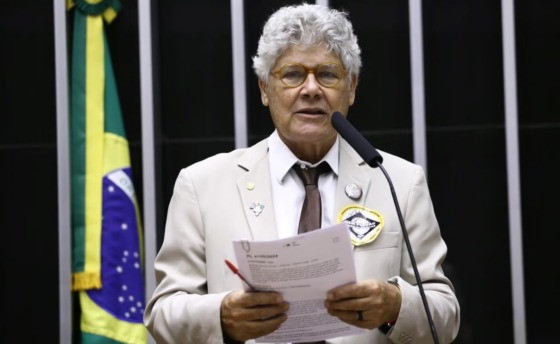 Segundo o deputado, o debate visa garantir o direito à informação e avaliar possíveis impactos estratégicos relacionados aos Ovnis.