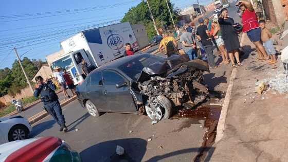 A via precisou ser parcialmente interditada no sentido bairro São Mateus