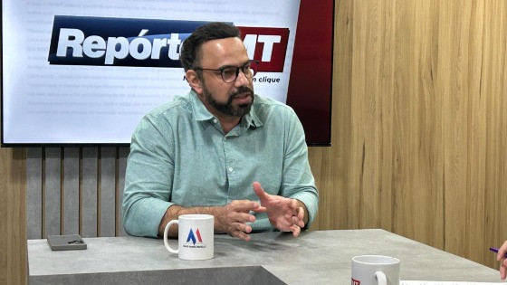 Segundo ele, ninguém encara o suicídio como meta ou objetivo de vida, mas sim como reflexo de que as portas estão se fechando.