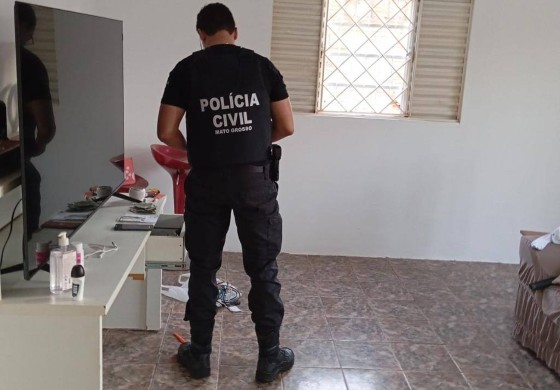 Ao todo foram cumpridos seis mandados judiciais, entre ordens de busca e apreensão domiciliar e de afastamento de sigilo telemático.