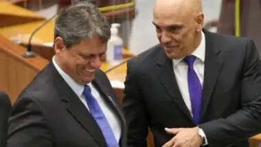 Tarcísio de Freitas está entre os governadores que defendem a anistia.