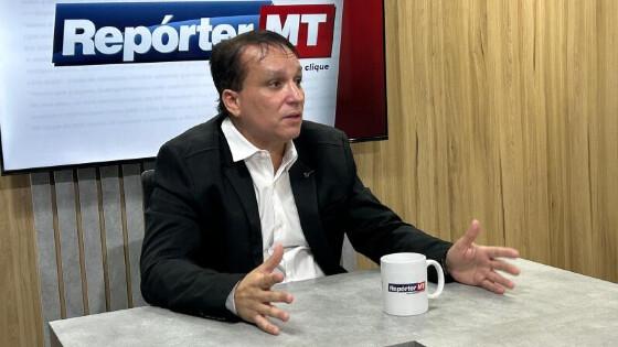 Jean Pierre Vieira é fisioterapeuta, professor e mestre na ciência dos movimentos.