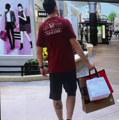 Youtuber de extrema esquerda está nos EUA 