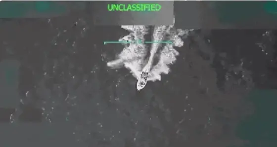 Em uma rede social, Trump disse que militares dos EUA atacaram um barco do grupo Tren de Aragua na manhã desta terça-feira