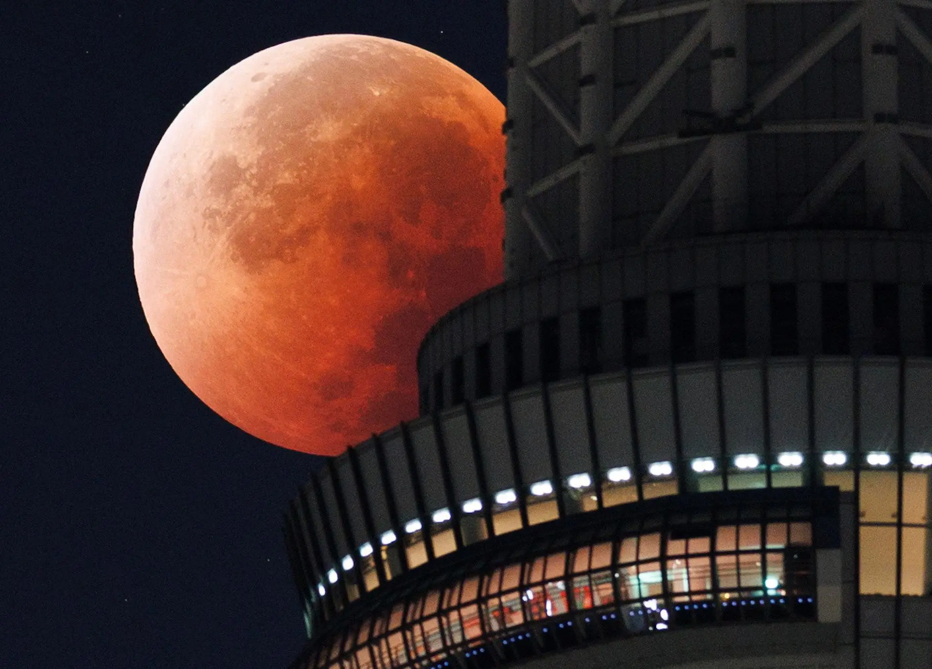 Lua de Sangue, no eclipse lunar total de setembro.