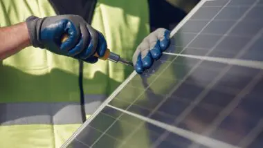 Para associação que representa setor de painéis solares, dispositivo cria alto risco de insegurança jurídica à geração distribuída no país