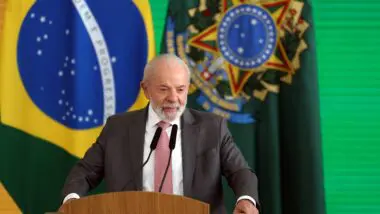 Lula e Trump trocam telefones pessoais e petista pede que Rubio negocie sem preconceito